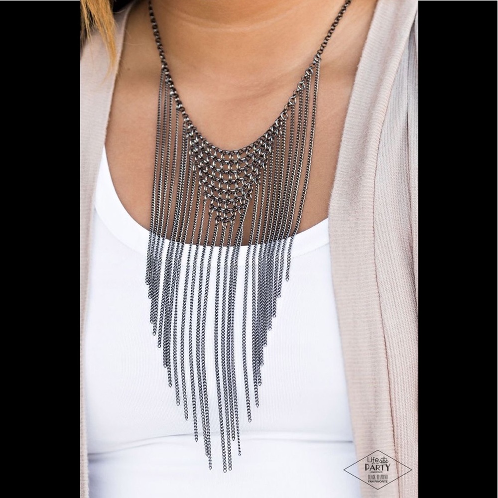 ✨3 for $10✨ Gunmetal necklace
